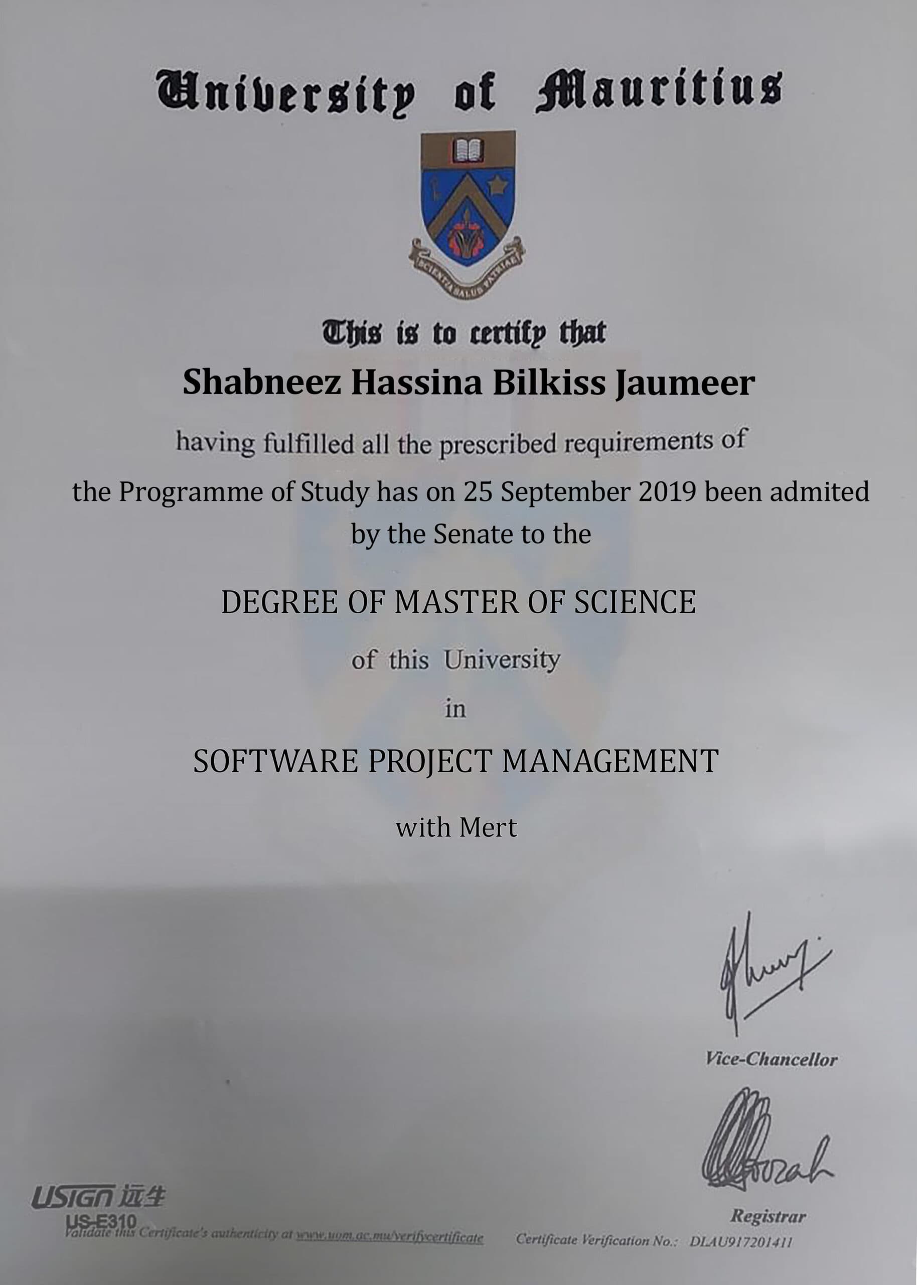 Authentic-Looking Fake certificate from University Of Mauritius Authentic-Looking Fake certificate from University Of Mauritius